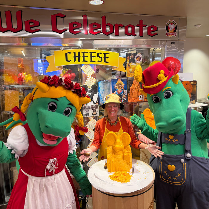Klaus Maus Photo Spot & Appearances from Willy & Greta!