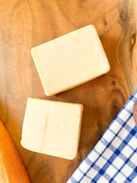 17 YEAR WHITE CHEDDAR