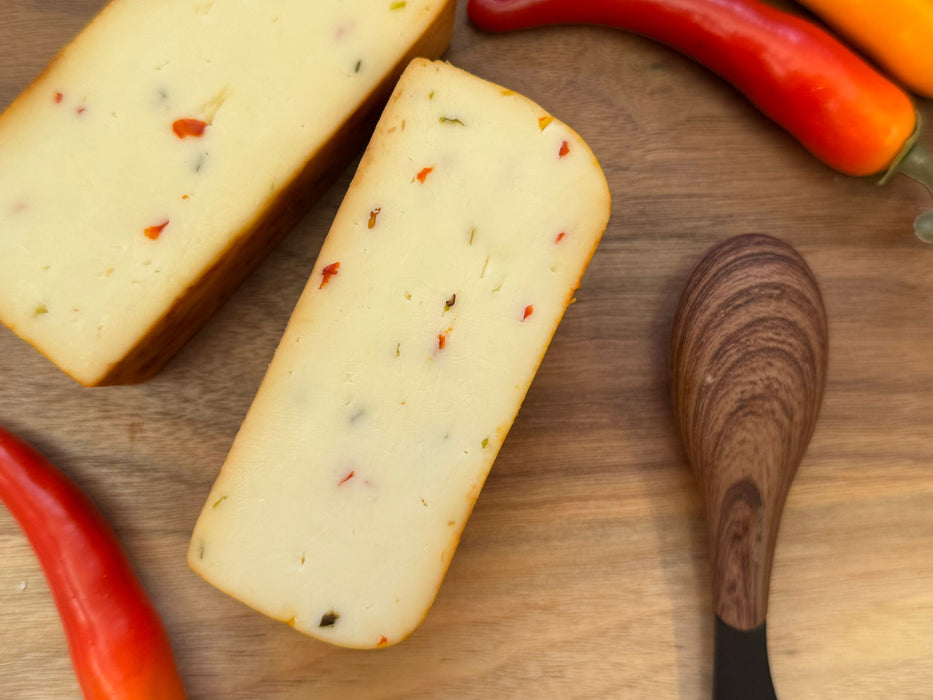 SMOKED JALAPEÑO MUENSTER